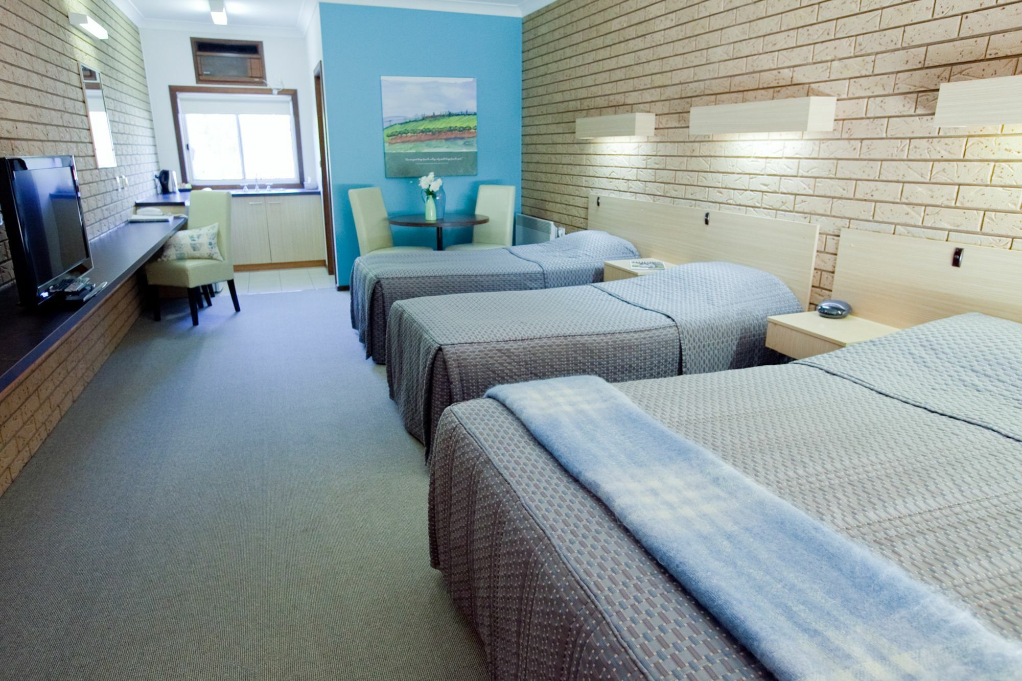 Ovens Valley Motor Inn Bright Esterno foto